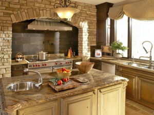 Steinplatten auf Maß in der Küche