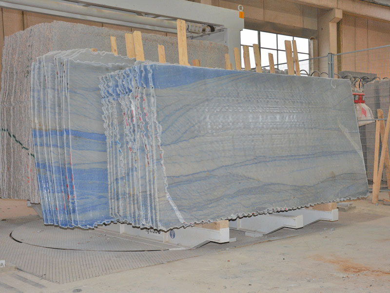 Rohplatten vorbereitet zur Oberflächenbearbeitung