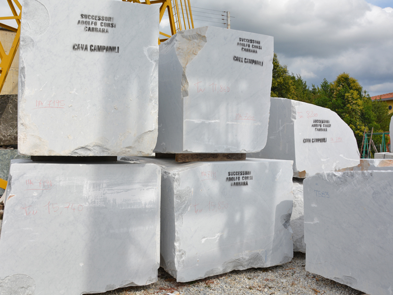 Rohblöcke Carrara Marmor